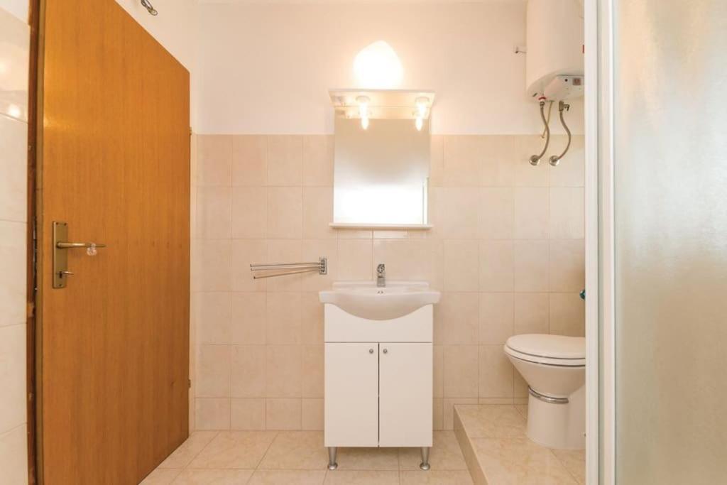 Apartman Maura Vlašići Exteriör bild